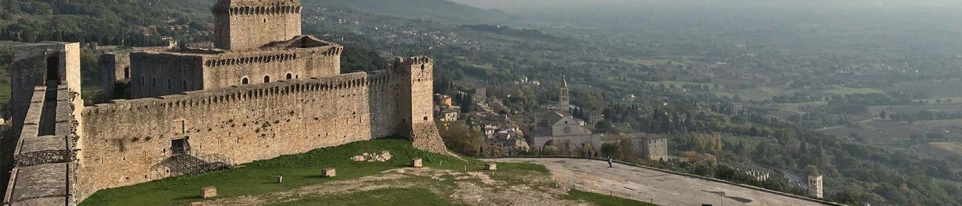 Piazzale Rocca Maggiore - Assisi